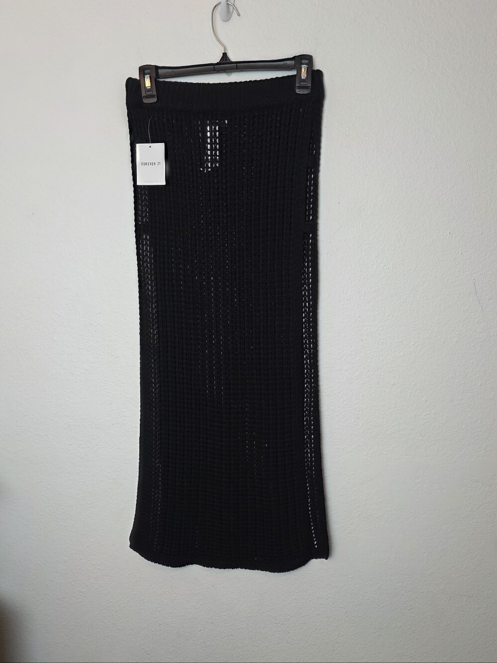🚨NEW FOREVER 21 Black Crochet Cut Out Maxi Skirt Swim Cover Festival Beach Sz S - Picture 9 of 11